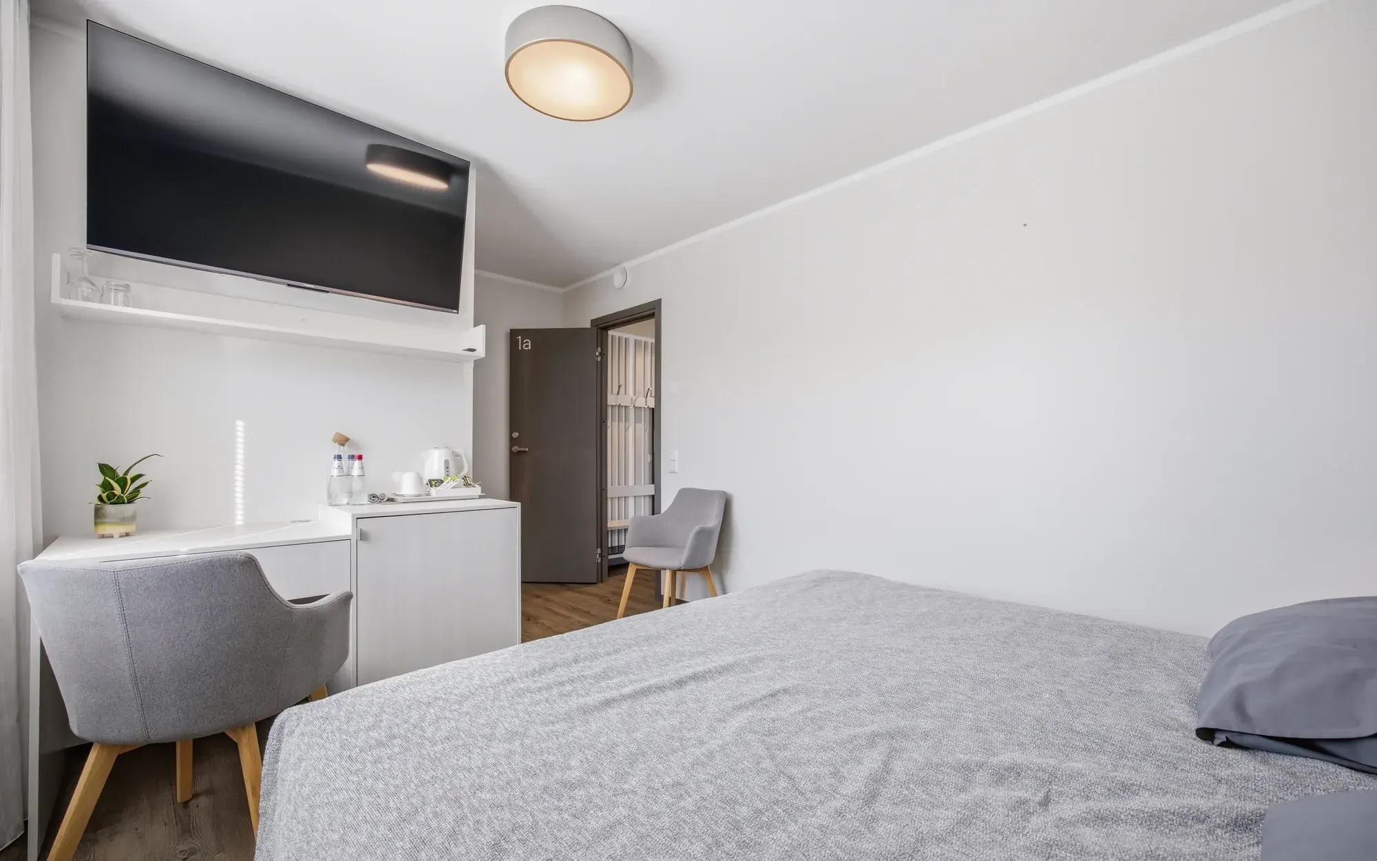 Room 1