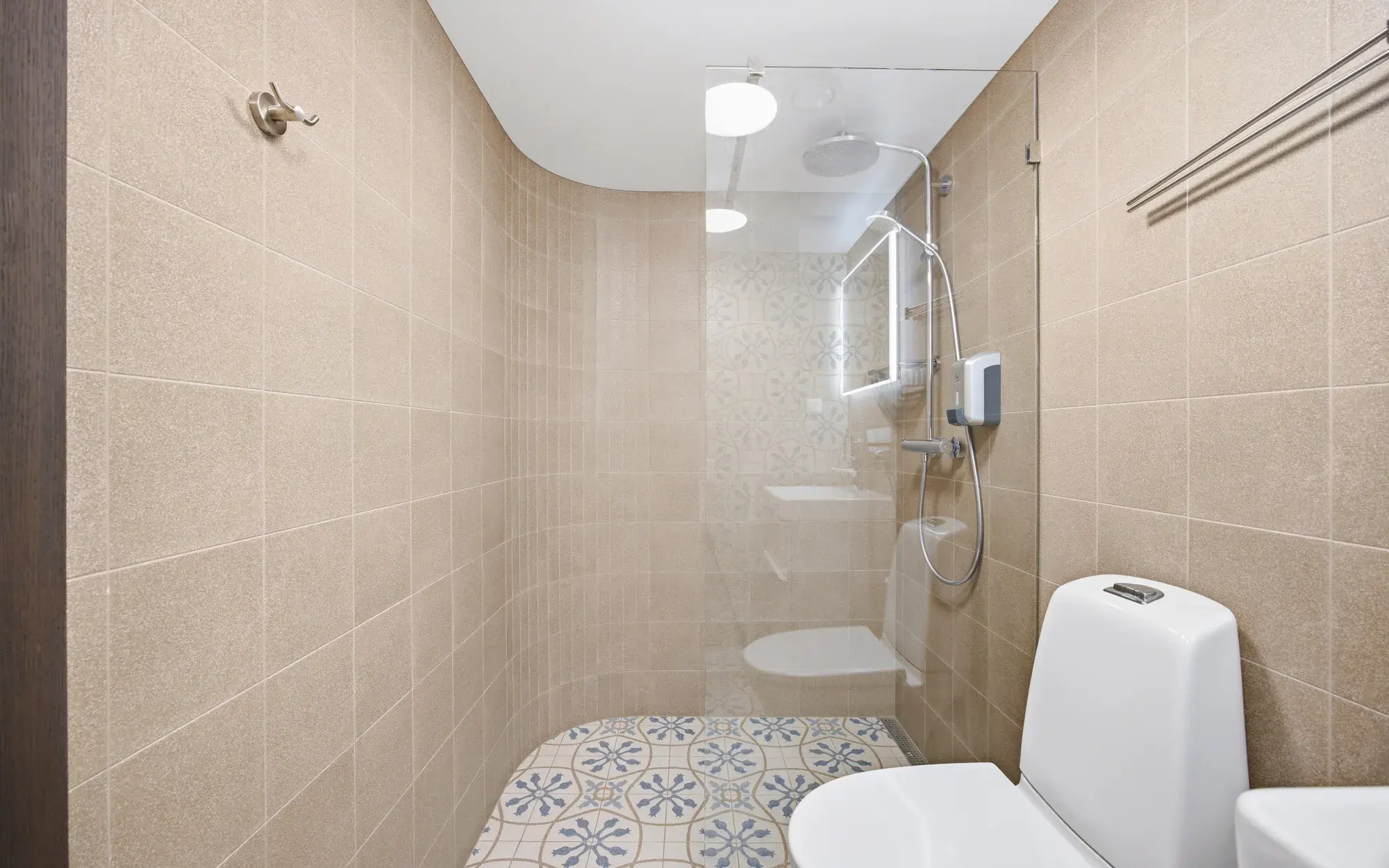Room 1