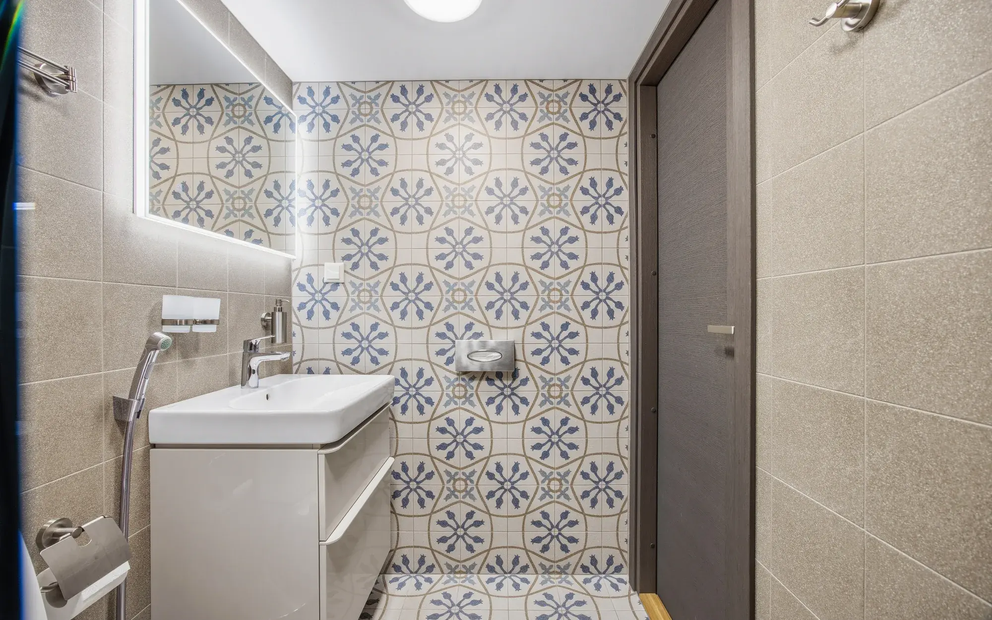 Room 1