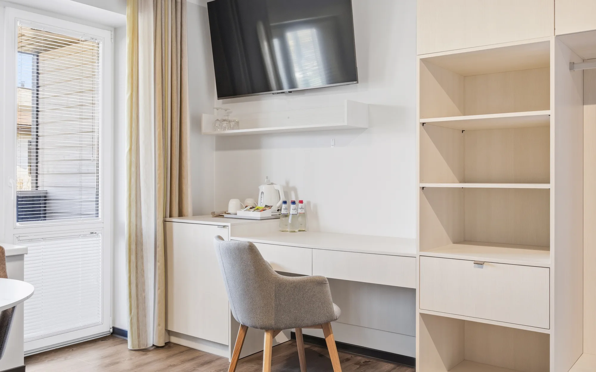 Room 4